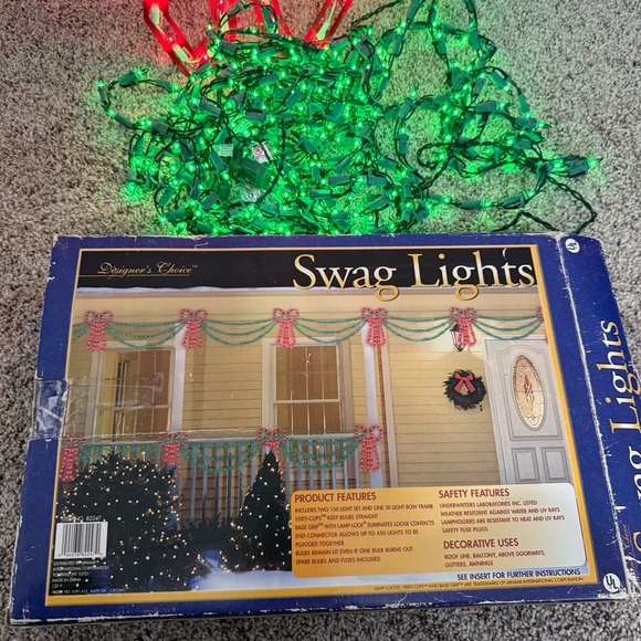 Holiday‎ Time Red and Green String Lights - Picture 3 of 4